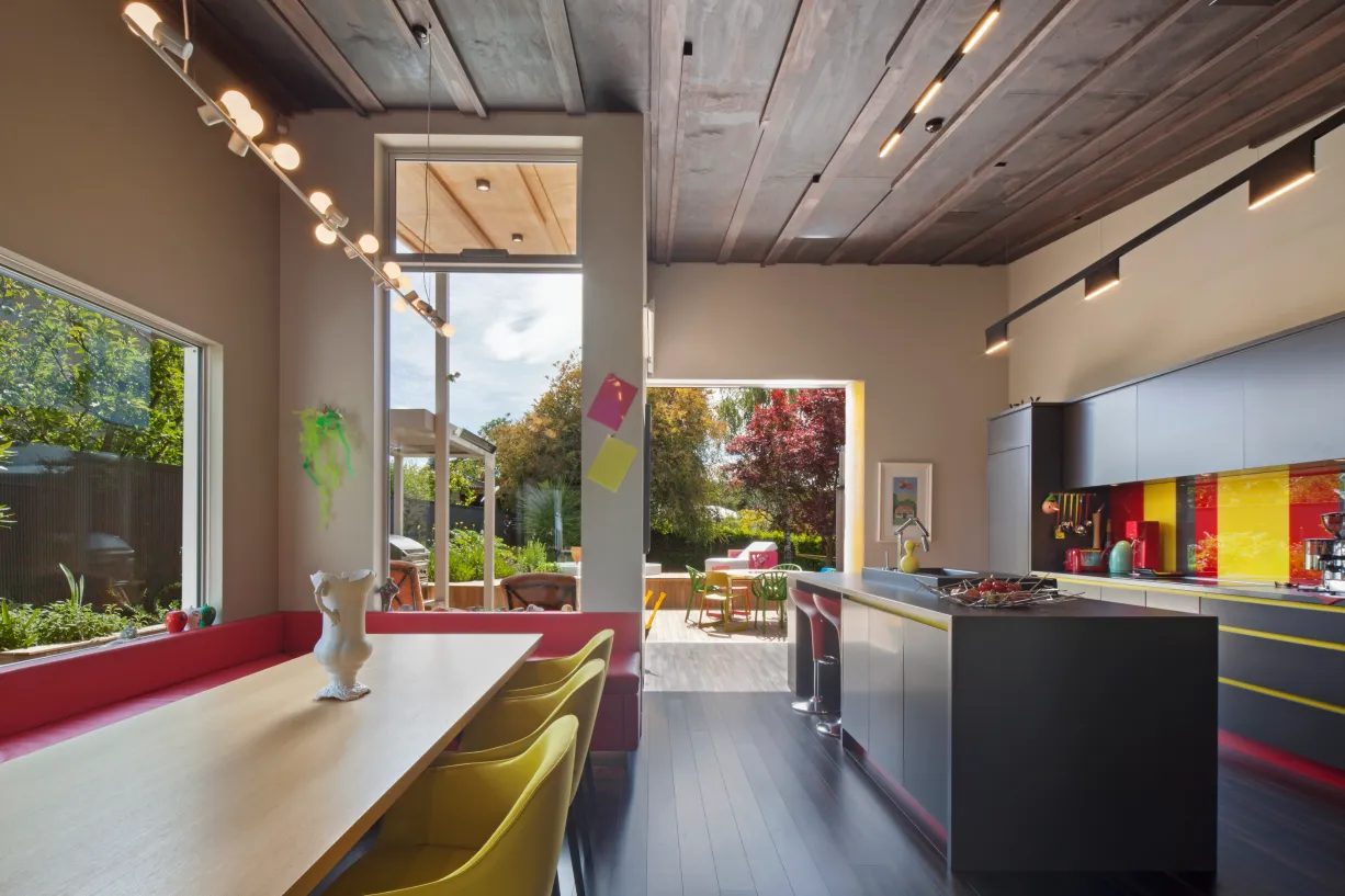 Warburton House — kitchen and dining area